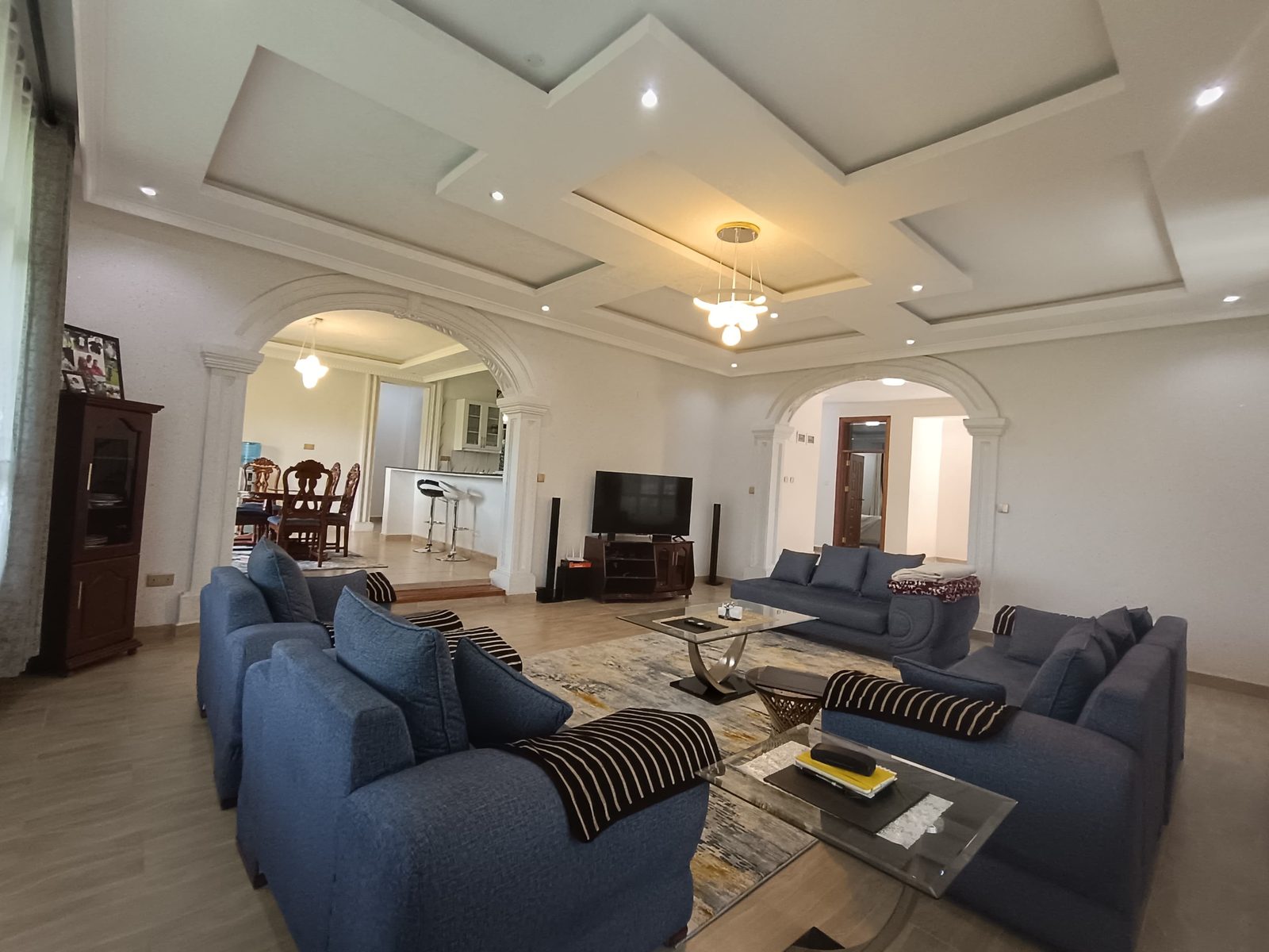 Executive 5BR Residence — Daykio Bustani, Ruiru photo