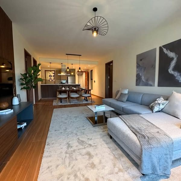 3BR Ensuite Duplex with DSQ — Barini Apartments